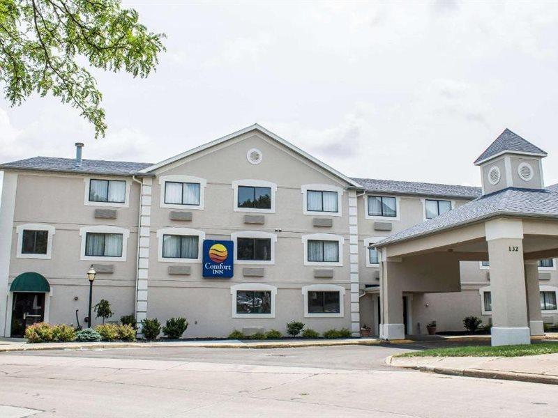 Comfort Inn River'S Edge Гурон Экстерьер фото